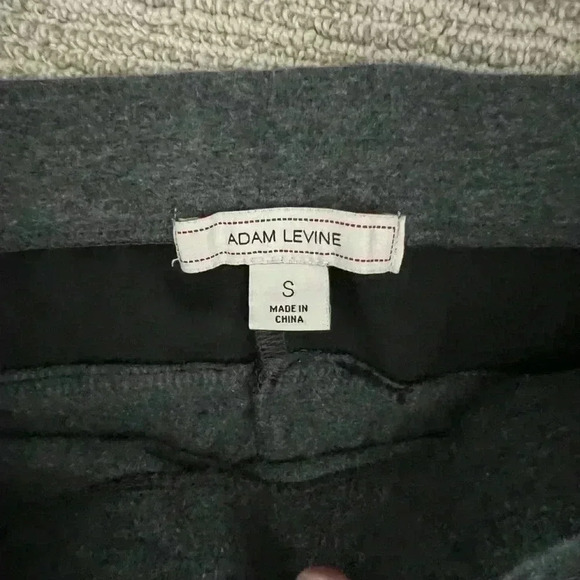 Dark gray and black workout leggings S - Picture 2 of 3